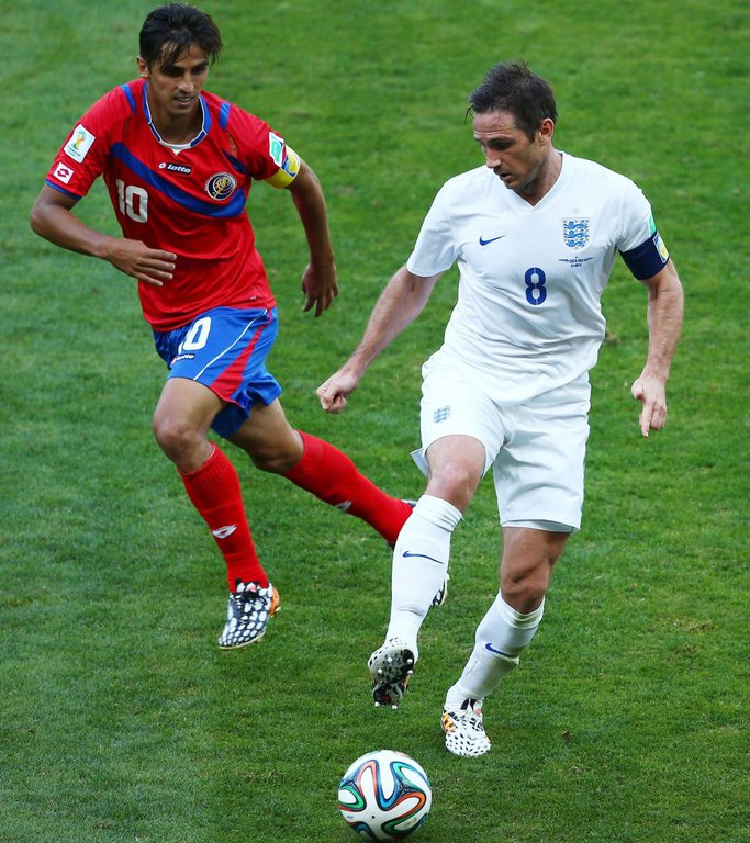 Lampard és Ruiz harcaFOTÓ: EUROPRESS/GETTY IMAGES