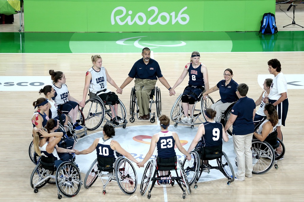 Kerekes székes amerikai sportolók a parketten – mostantól övék a pálya Rióban FOTÓ: EUROPRESS/GETTY IMAGES/ALEXANDRE LOUREIRO